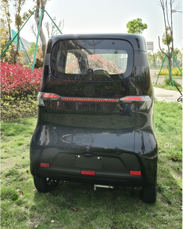 Elektrinis mini automobilis J4 1000w, Juodas (Išparduota, papildymas 06.30)