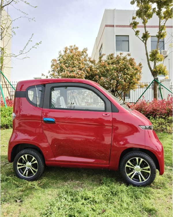 Elektrinis mini automobilis J4 1000w, Raudonas (Išparduota, papildymas 06.30)